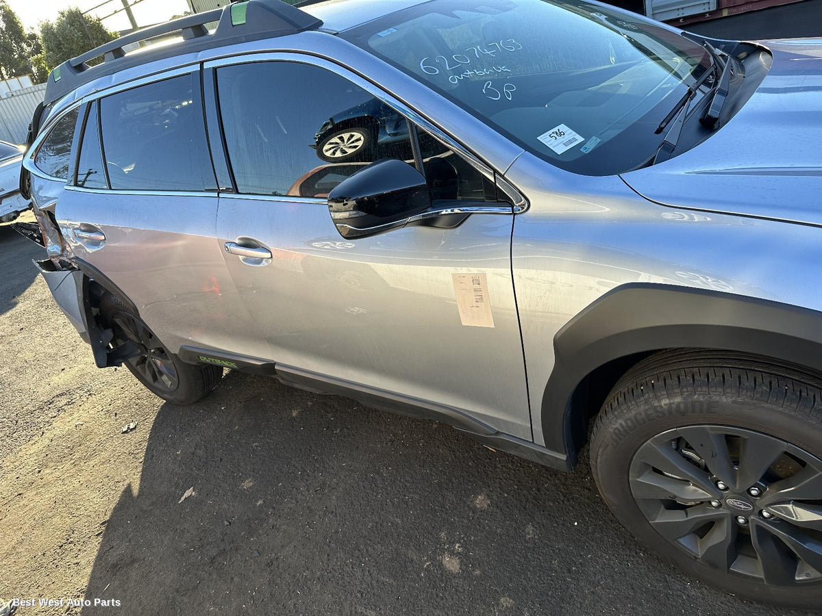 2025 SUBARU OUTBACK Roof Rack/Bars
