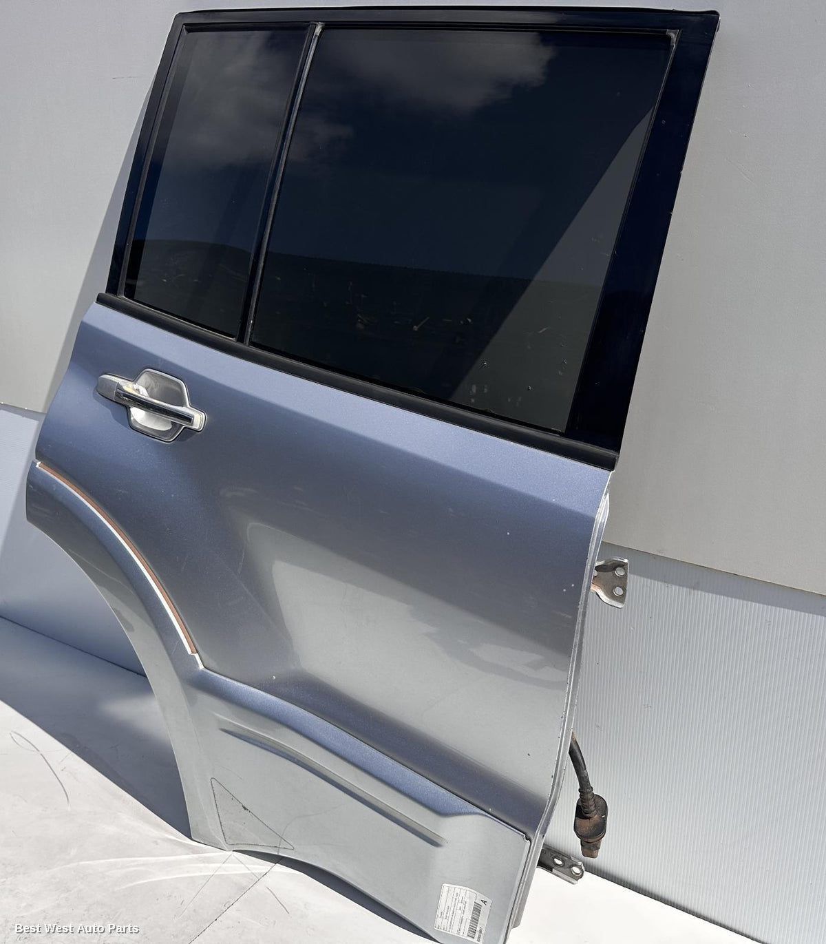 2004 MITSUBISHI PAJERO RIGHT_REAR_DOOR_SLIDING