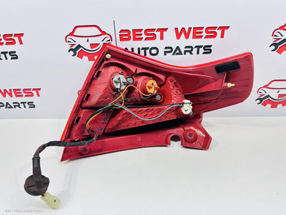 2010 SUZUKI SWIFT Right Taillight