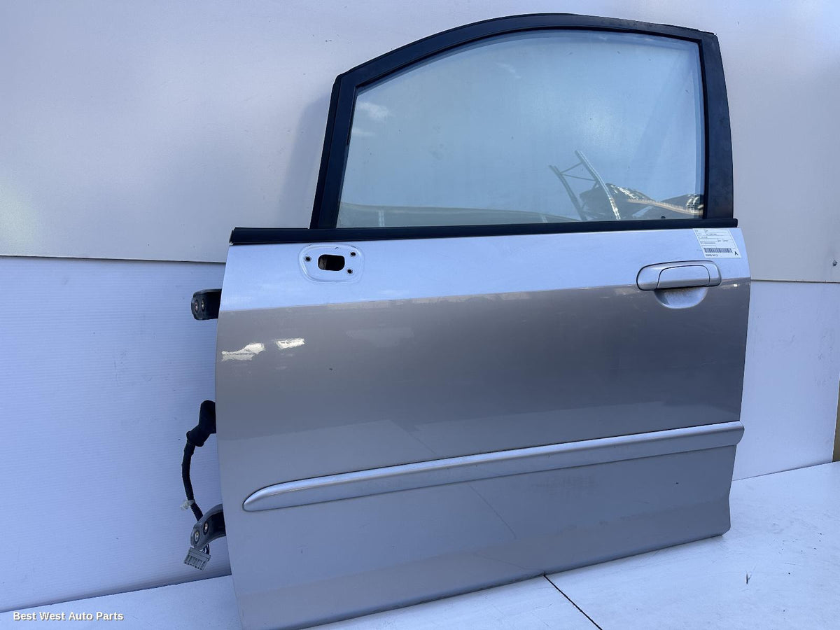 2004 HONDA JAZZ Left Front Door