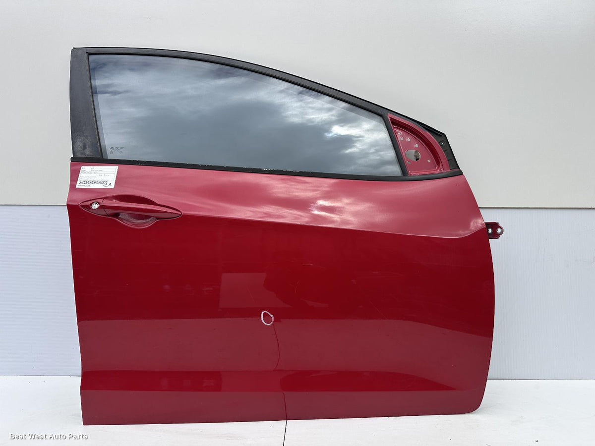 2015 HYUNDAI I30 Right Front Door