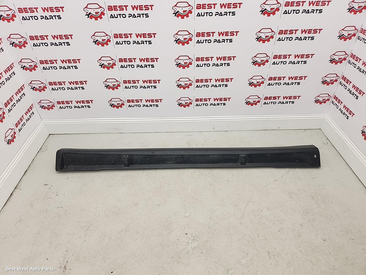 2017 MITSUBISHI OUTLANDER Side Step/Skirt