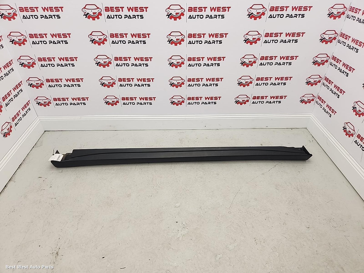 2017 MITSUBISHI OUTLANDER Side Step/Skirt