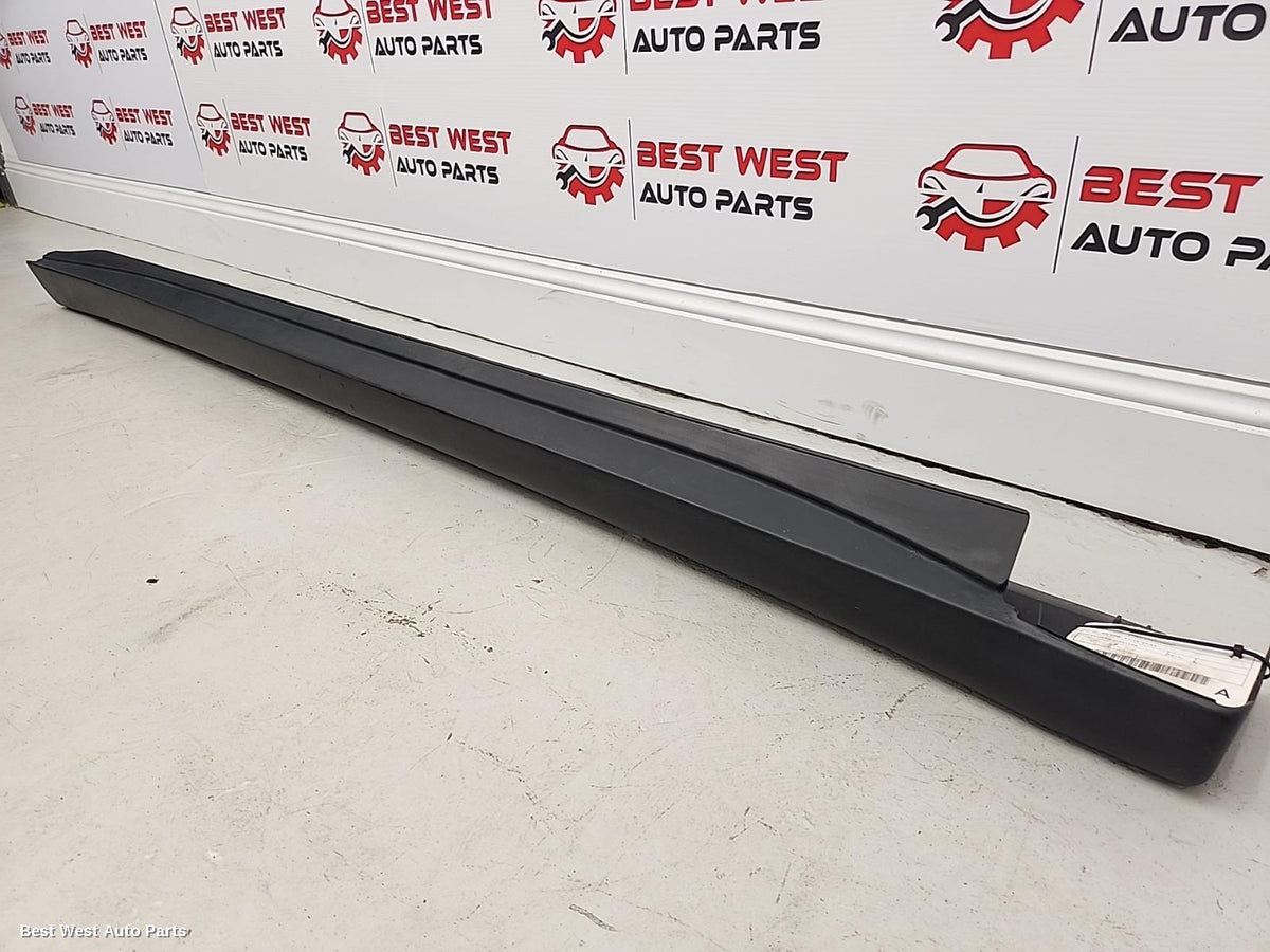2017 MITSUBISHI OUTLANDER Side Step/Skirt