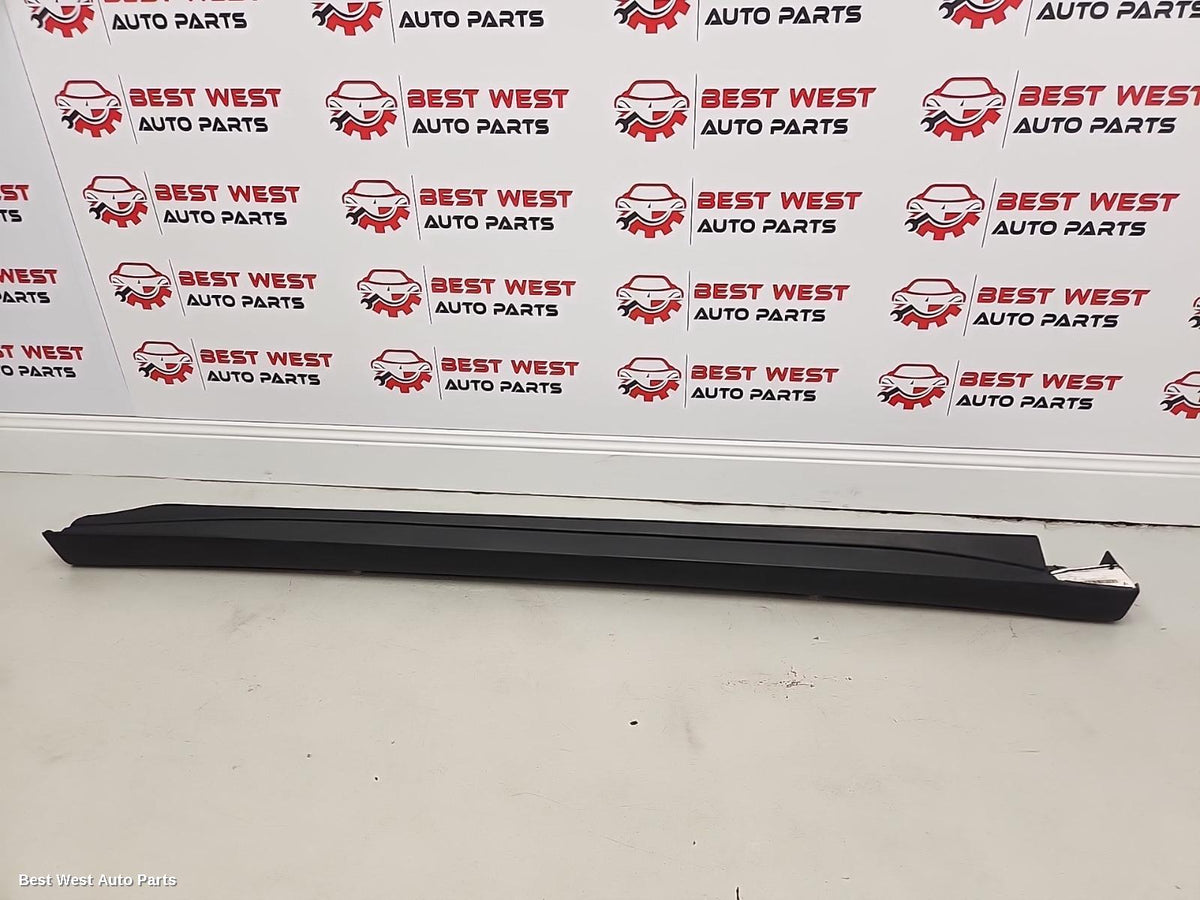 2017 MITSUBISHI OUTLANDER Side Step/Skirt