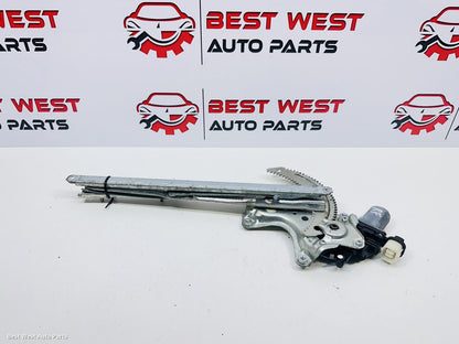 2017 MITSUBISHI OUTLANDER Right Front Window Reg/Motor