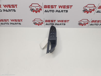 2017 MITSUBISHI OUTLANDER Pwr Dr Wind Switch