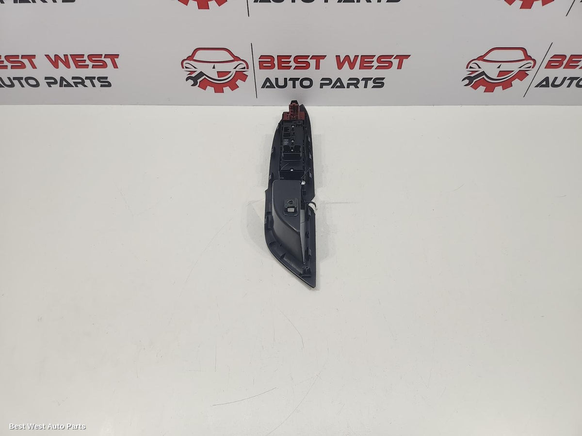 2017 MITSUBISHI OUTLANDER Pwr Dr Wind Switch