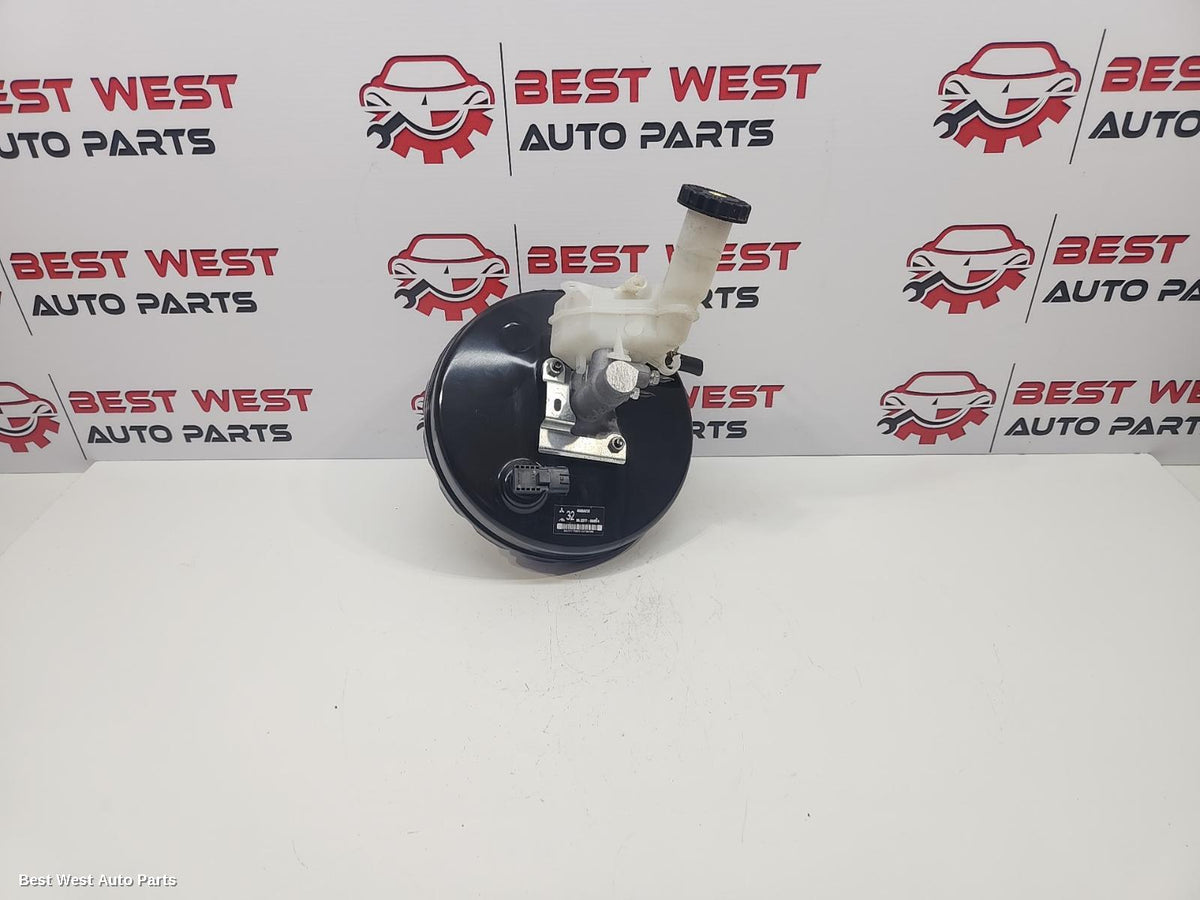 2017 MITSUBISHI OUTLANDER Brake Booster
