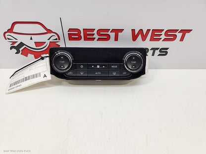 2017 MITSUBISHI OUTLANDER Heater/Ac Controls