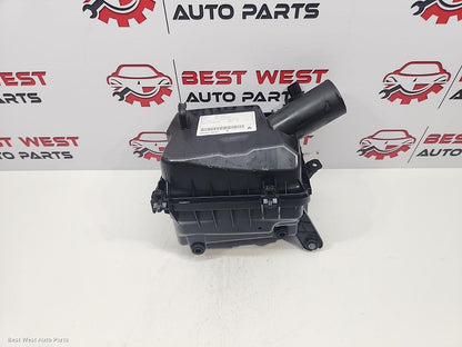 2017 MITSUBISHI OUTLANDER Air Cleaner/Box