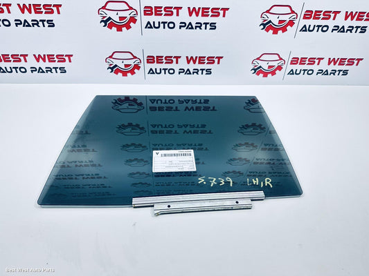 2024 TOYOTA HILUX Left Rear Door Window