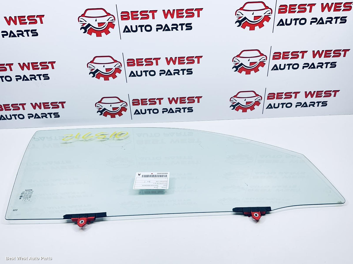 2018 TOYOTA HILUX Right Front Door Window