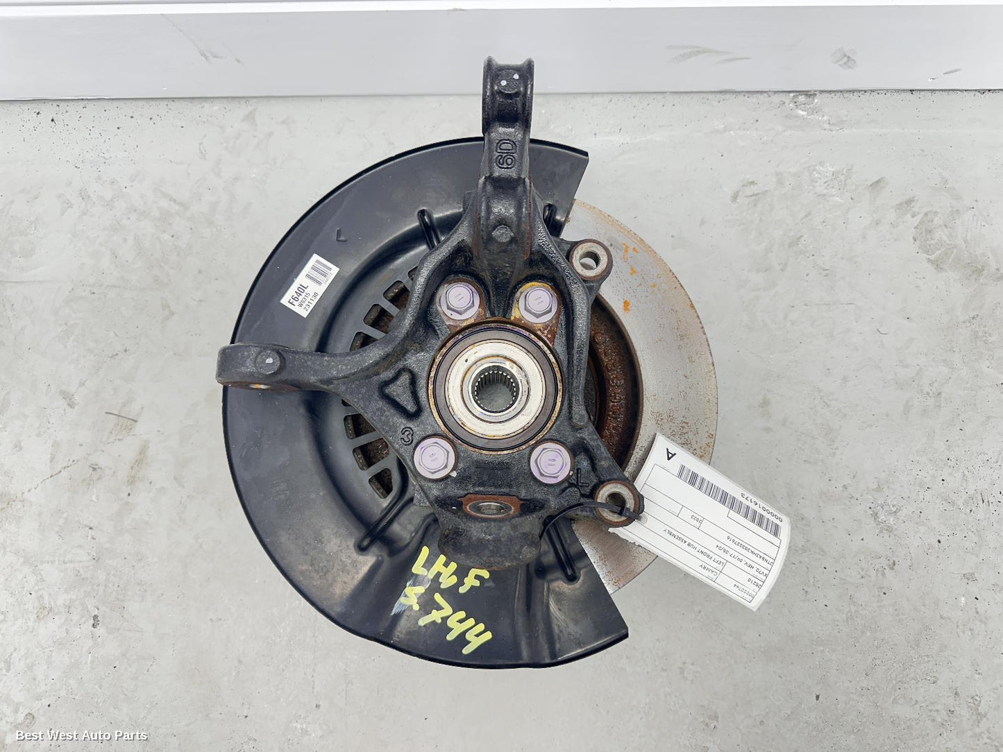 2023 TOYOTA CAMRY Left Front Hub Assembly