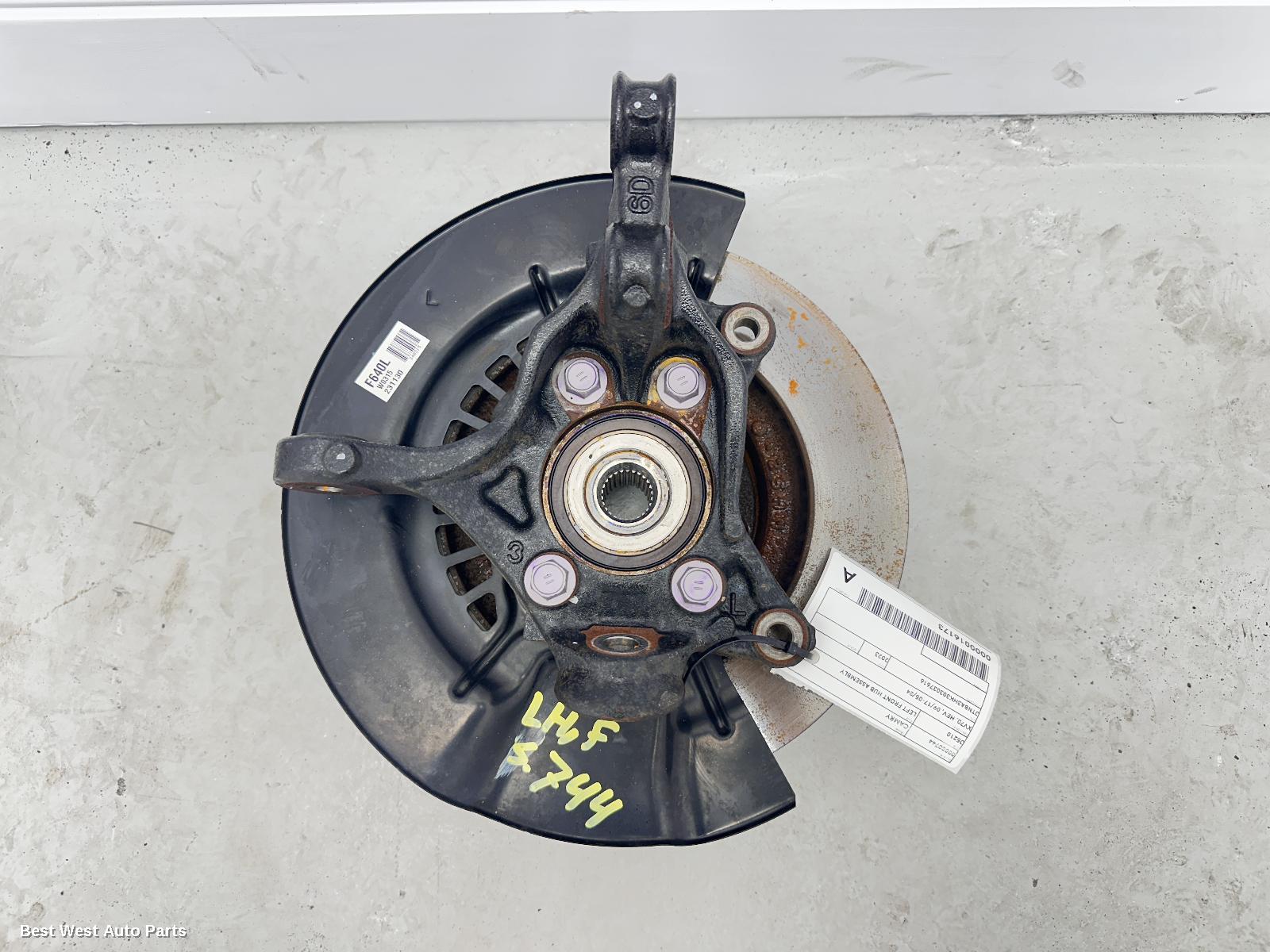 2023 TOYOTA CAMRY Left Front Hub Assembly