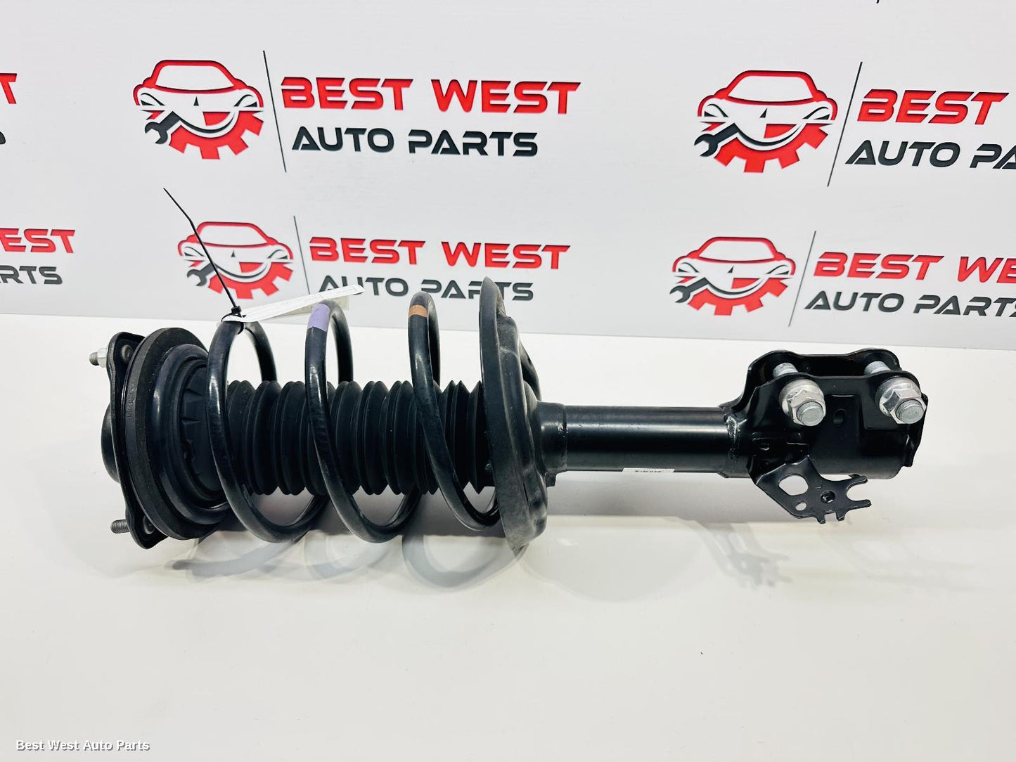2023 TOYOTA CAMRY Left Front Strut