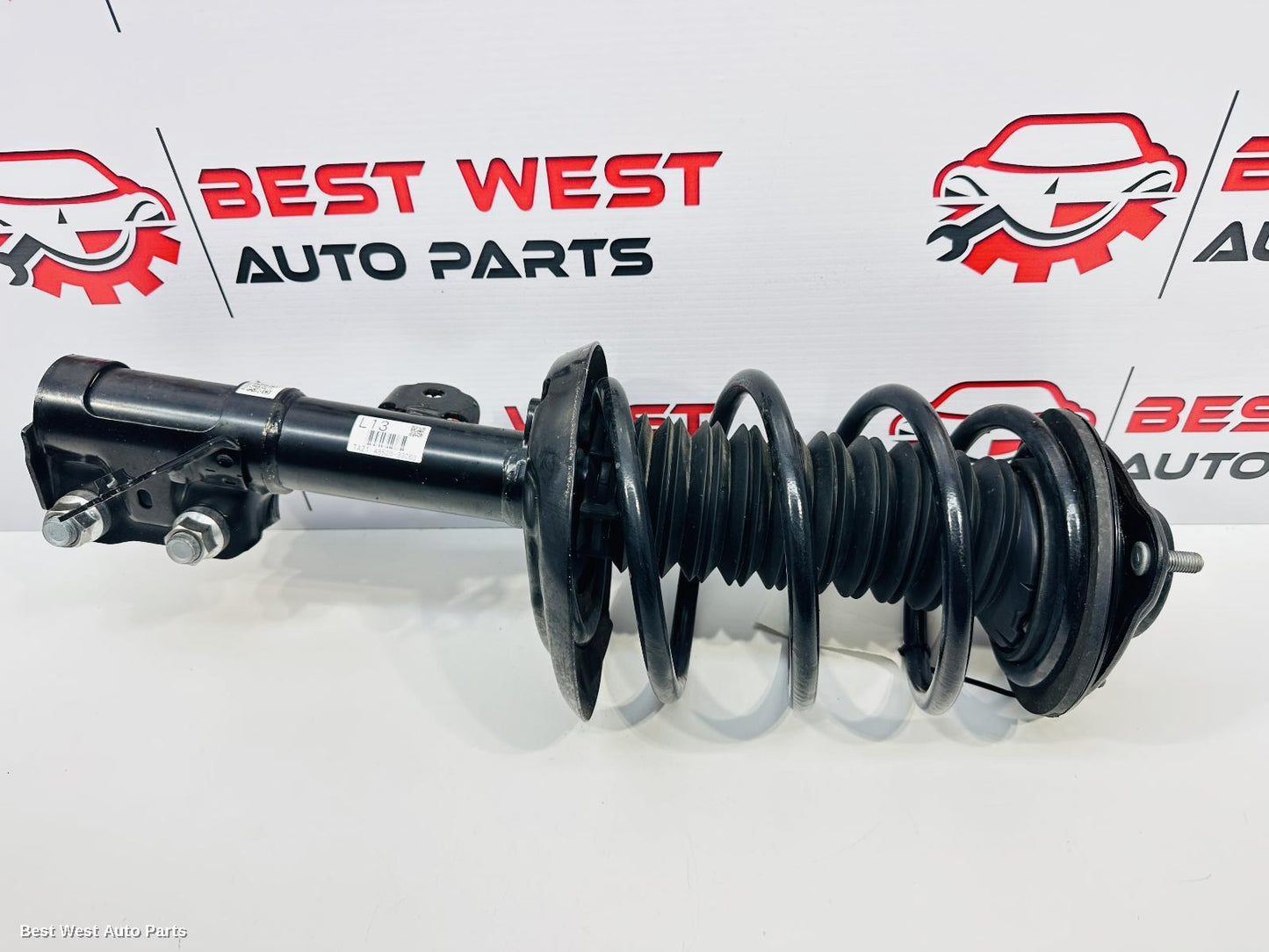 2023 TOYOTA CAMRY Left Front Strut