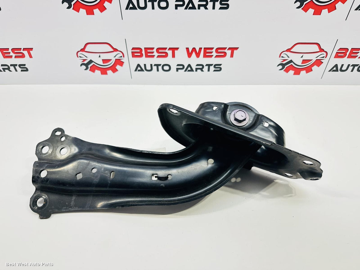 2023 TOYOTA CAMRY Left Rear Trailing Arm