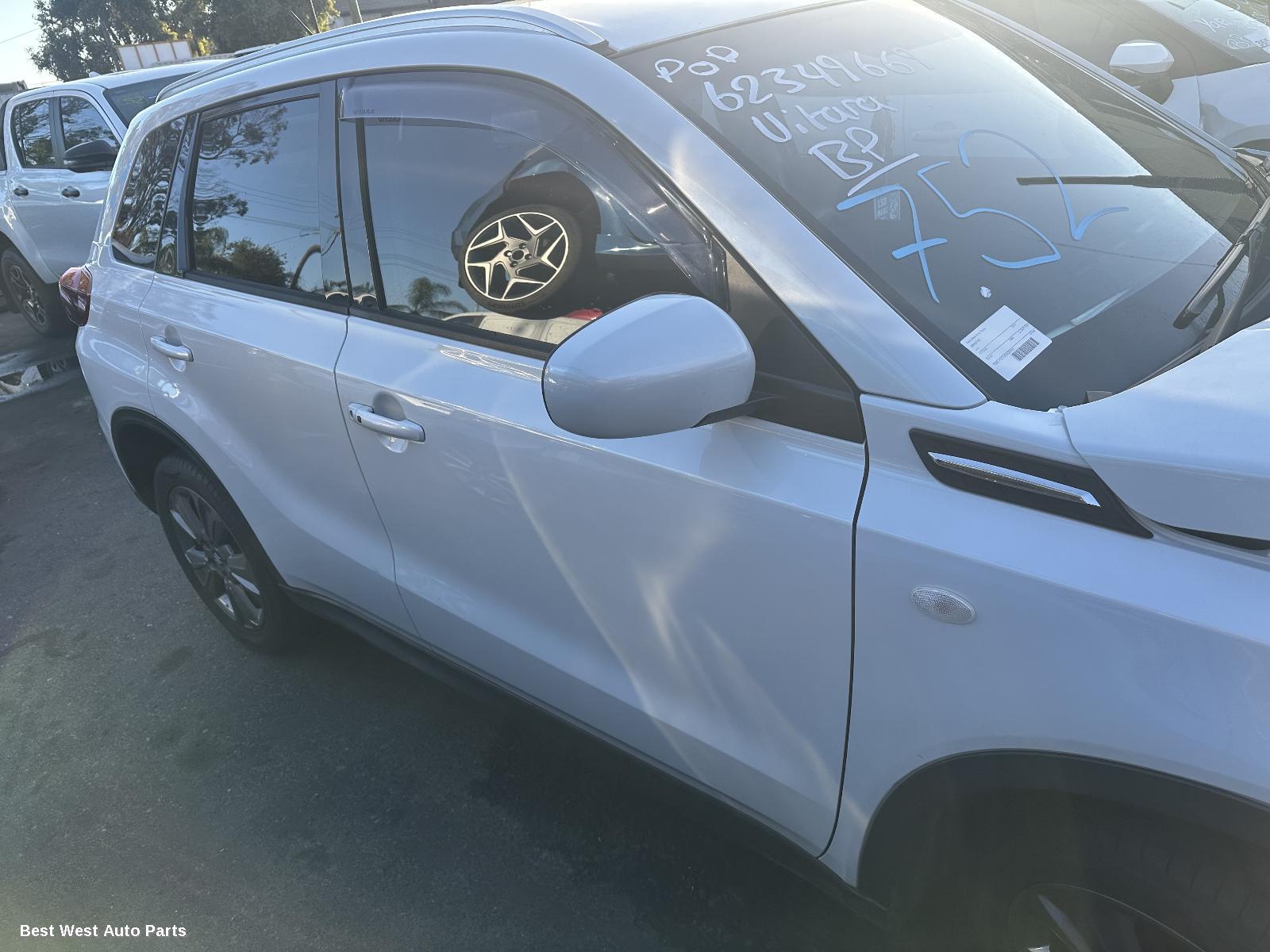 2019 SUZUKI VITARA Left Taillight