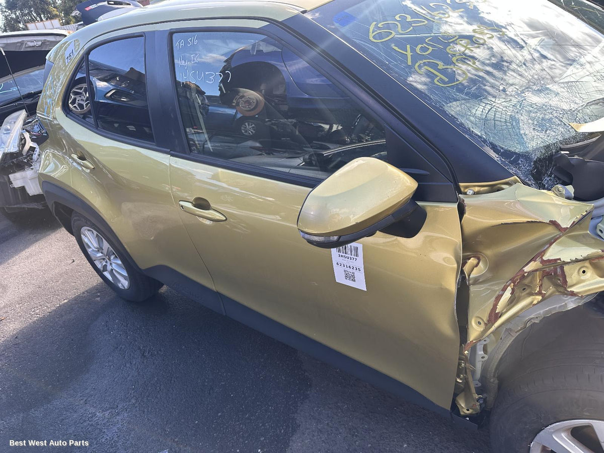 2021 TOYOTA YARIS CROSS REVERSE_CAMERA