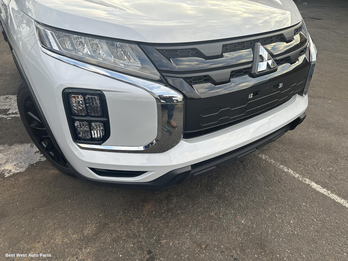 2024 MITSUBISHI ASX Front Seat