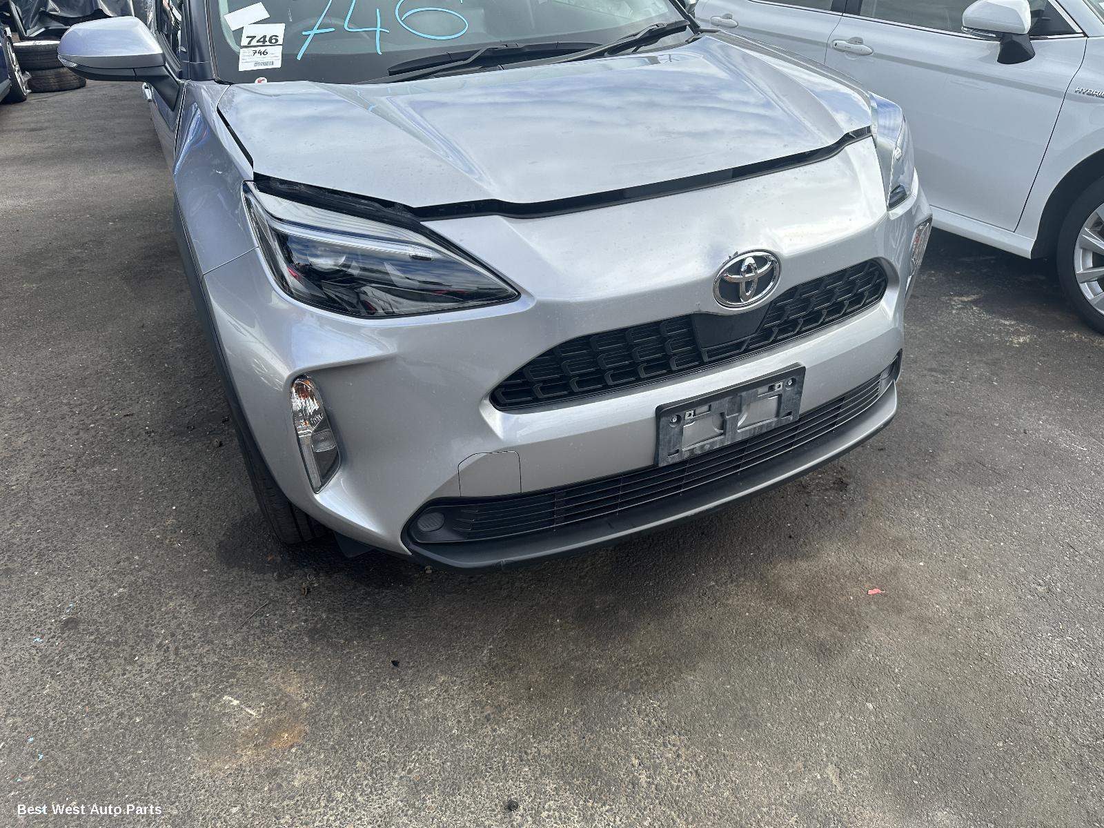 2021 TOYOTA YARIS CROSS Courtesy Light