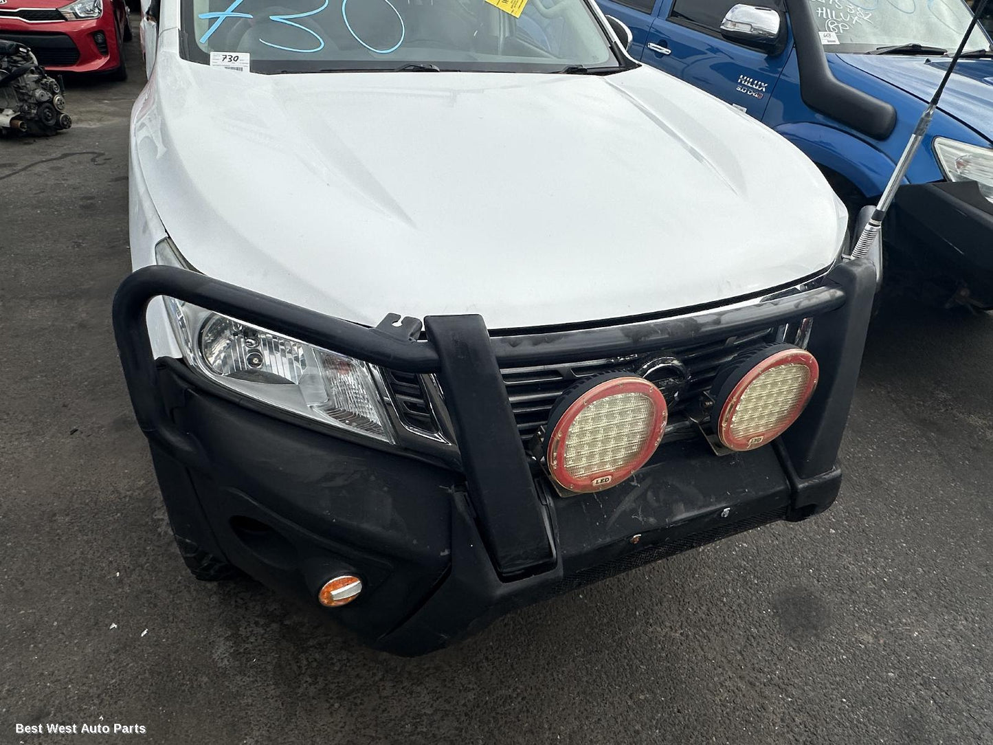 2018 NISSAN NAVARA Wiper Motor