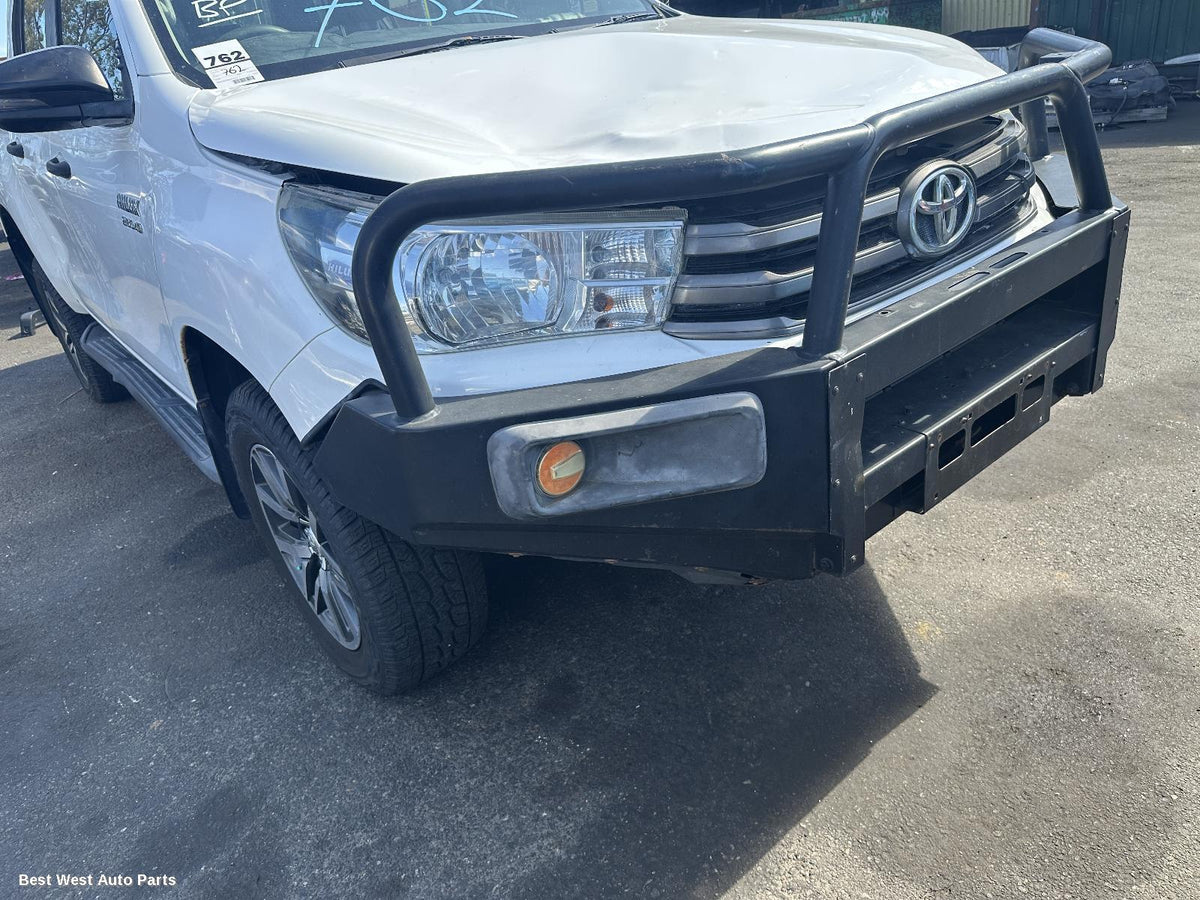2017 TOYOTA HILUX Front Bumper