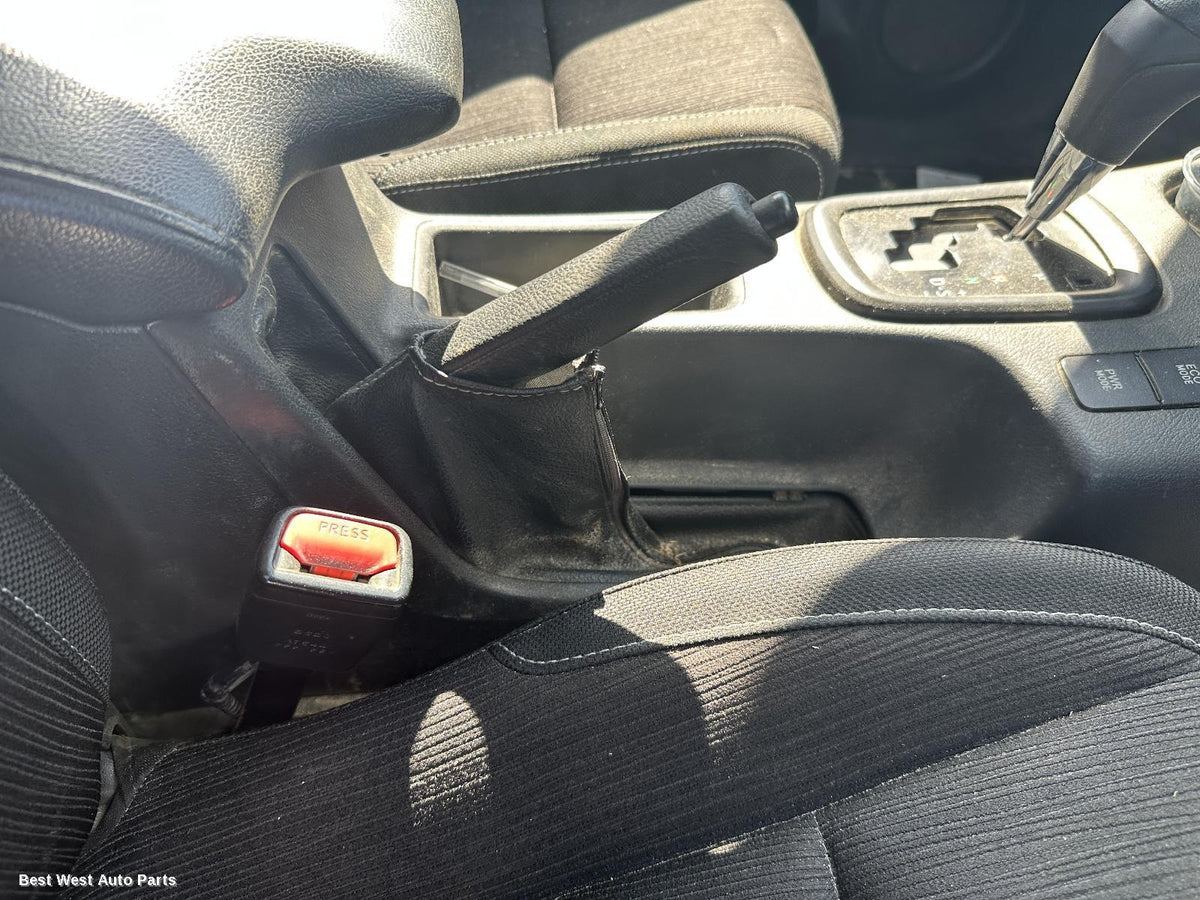 2017 TOYOTA HILUX Handbrake Lever