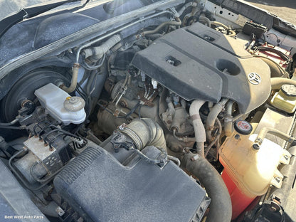 2017 TOYOTA HILUX Engine