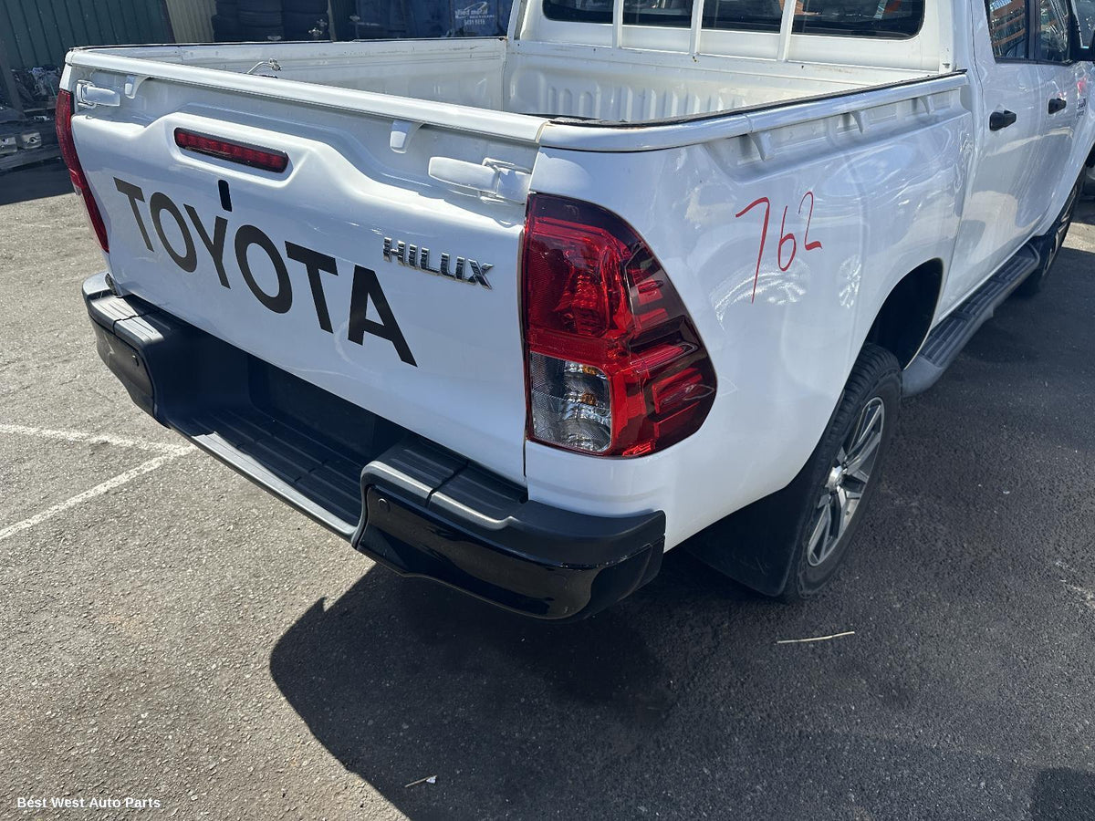 2017 TOYOTA HILUX Ute Back
