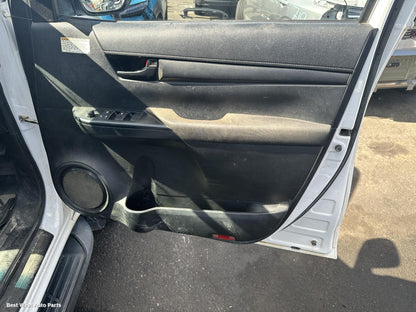 2017 TOYOTA HILUX Door Trim