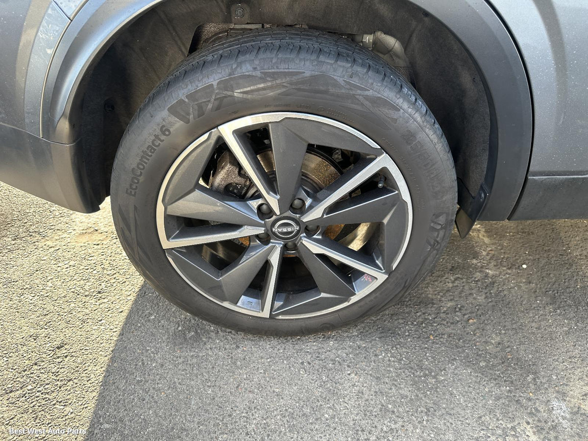 2023 NISSAN QASHQAI Wheel Mag