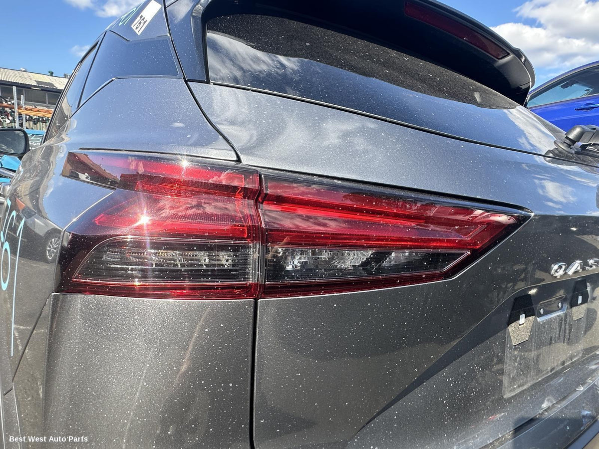2023 NISSAN QASHQAI Left Taillight