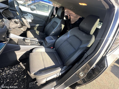 2023 NISSAN QASHQAI Headrest