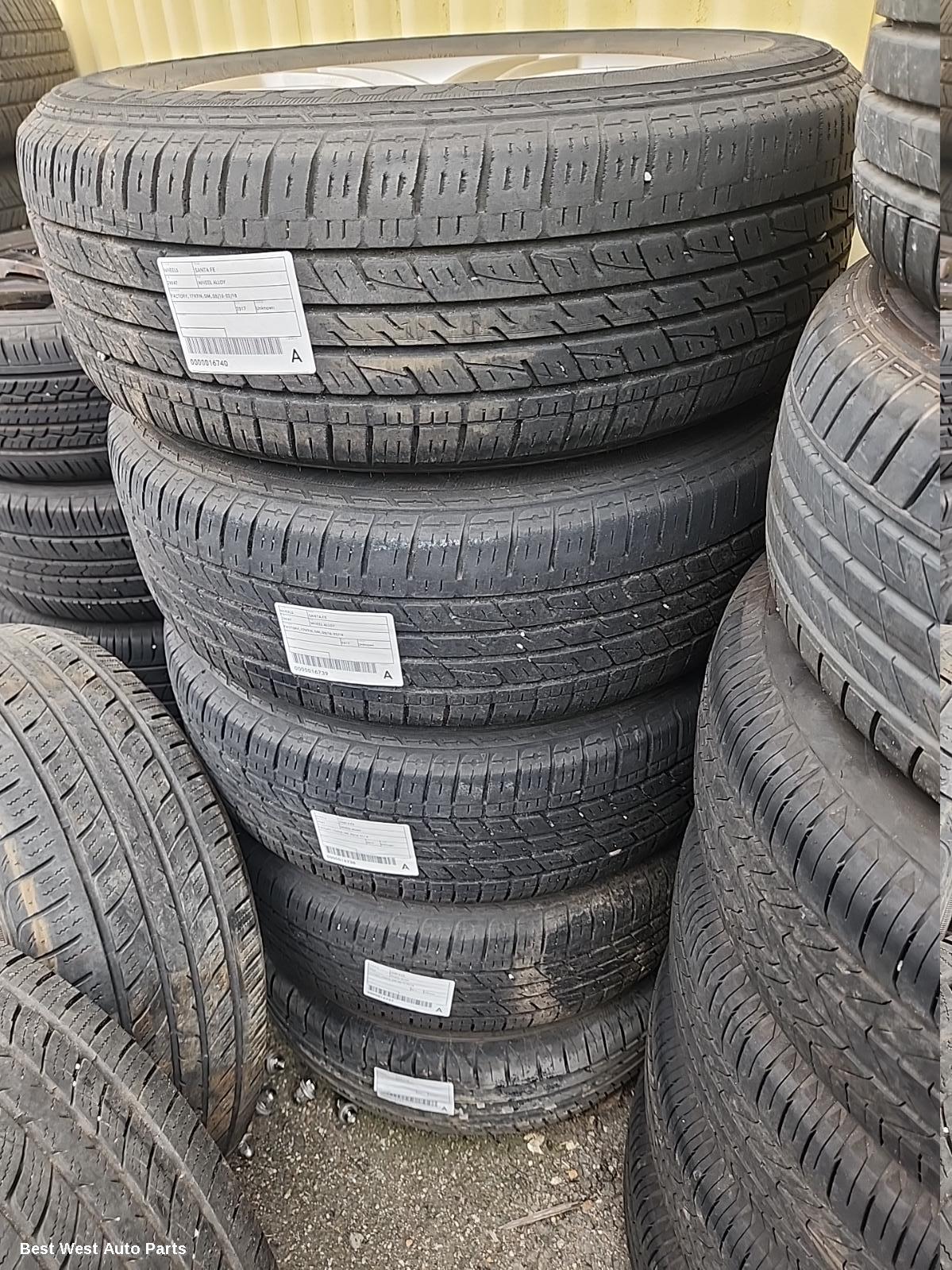 2017 HYUNDAI SANTA FE Wheel Mag