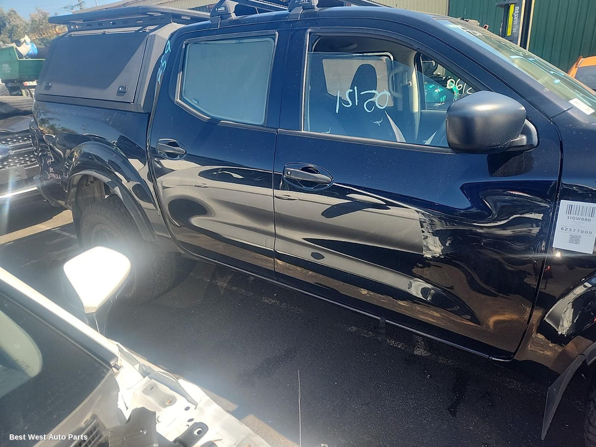 2021 NISSAN NAVARA Floor Mats
