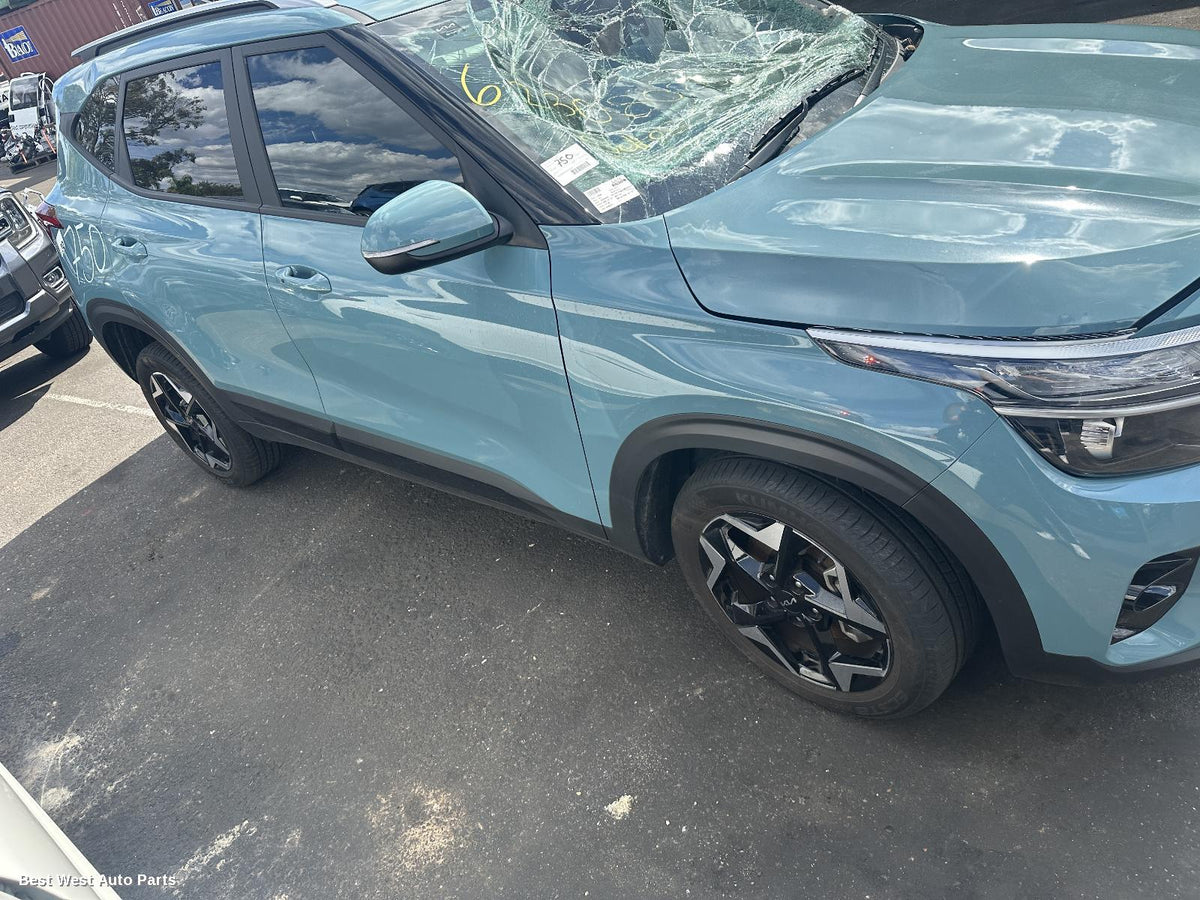2025 KIA SELTOS Radiator Support