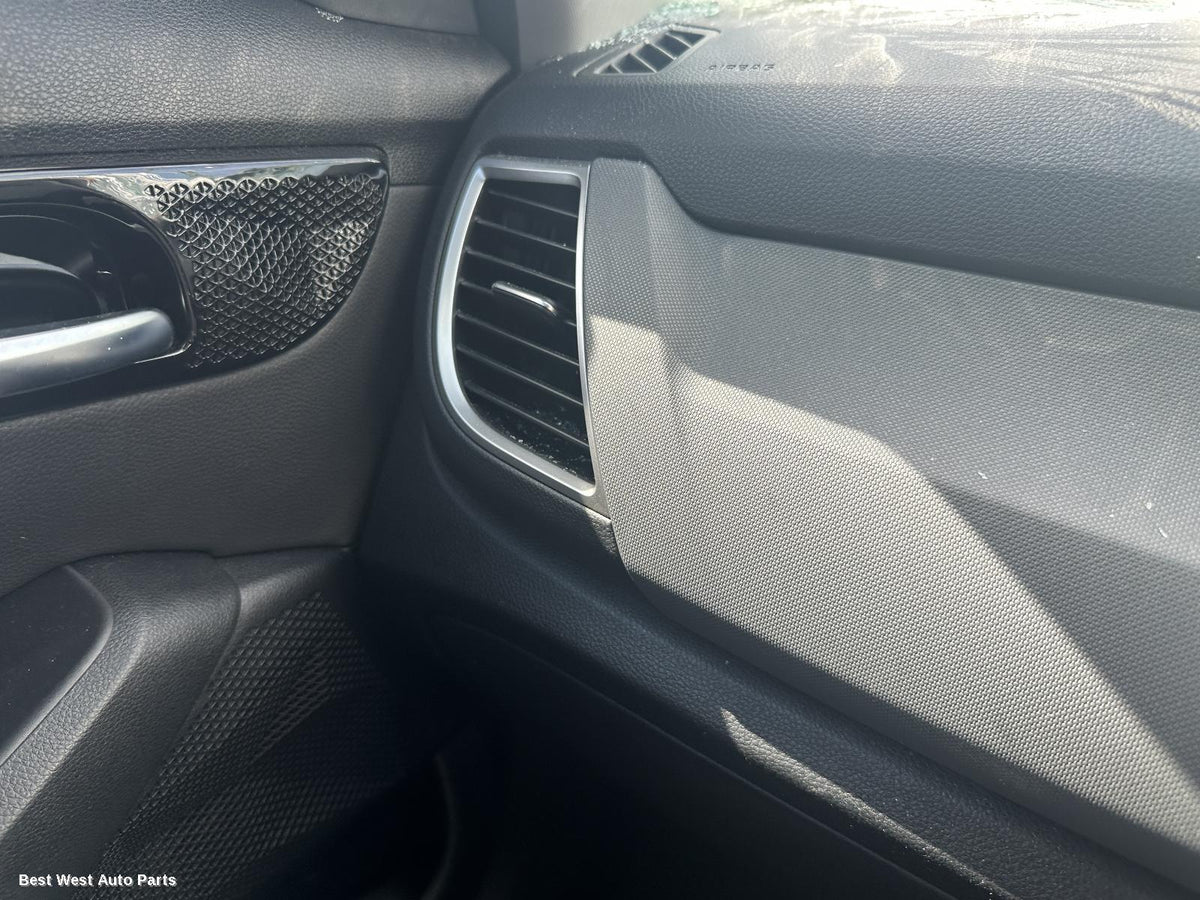 2025 KIA SELTOS Trim Panel