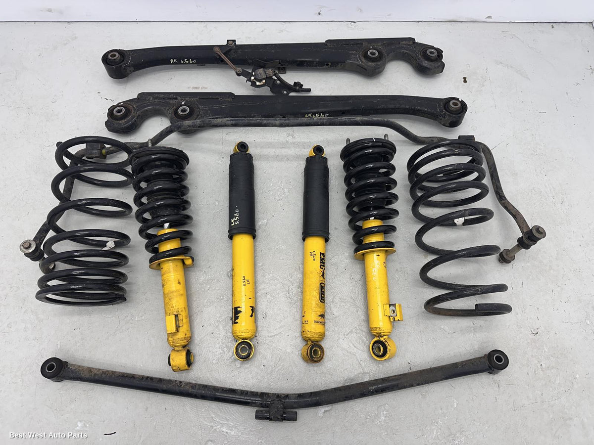 2019 MITSUBISHI PAJERO Lift Kit