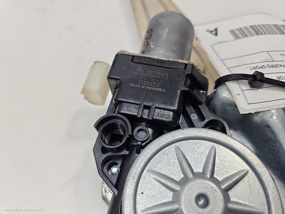 2019 MITSUBISHI PAJERO Left Rear Wnd Reg/Motor