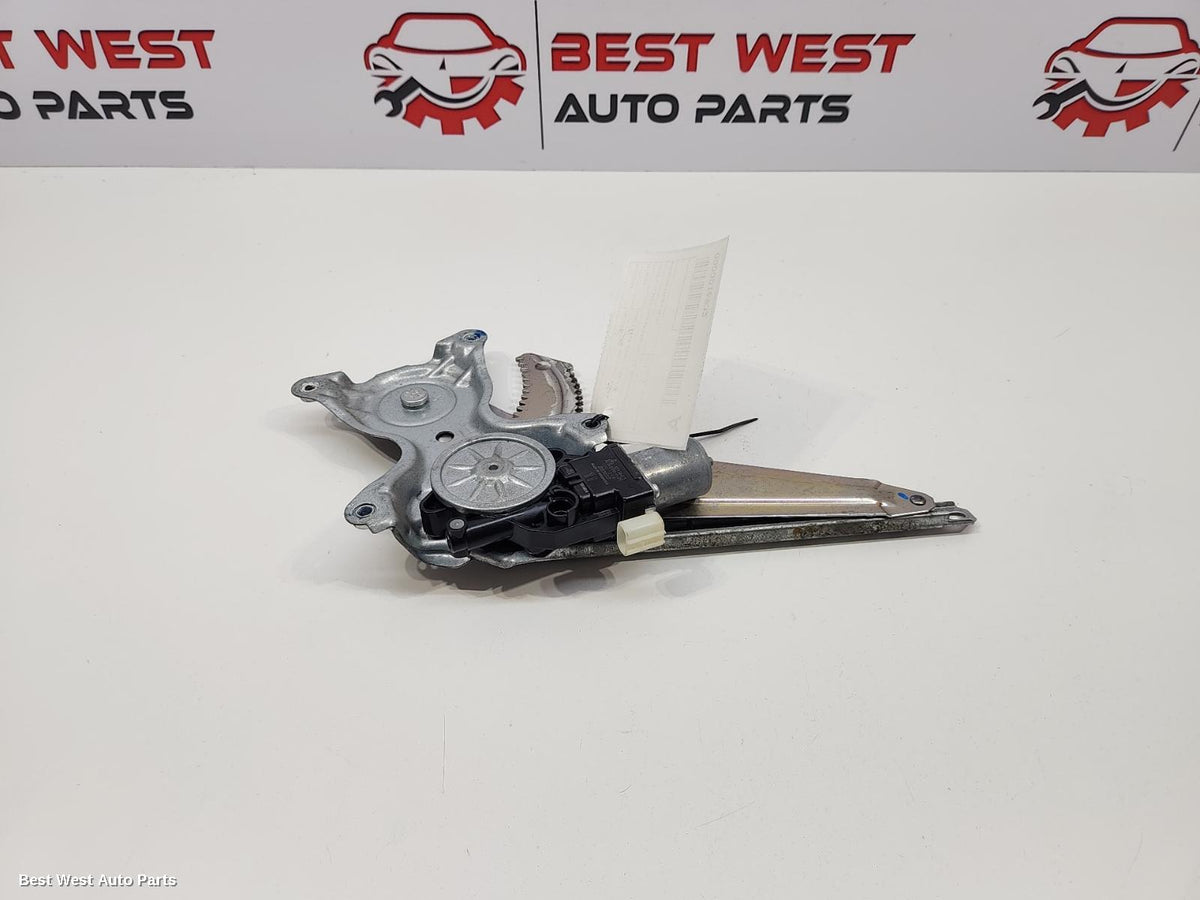 2019 MITSUBISHI PAJERO Right Rear Wnd Reg/Motor