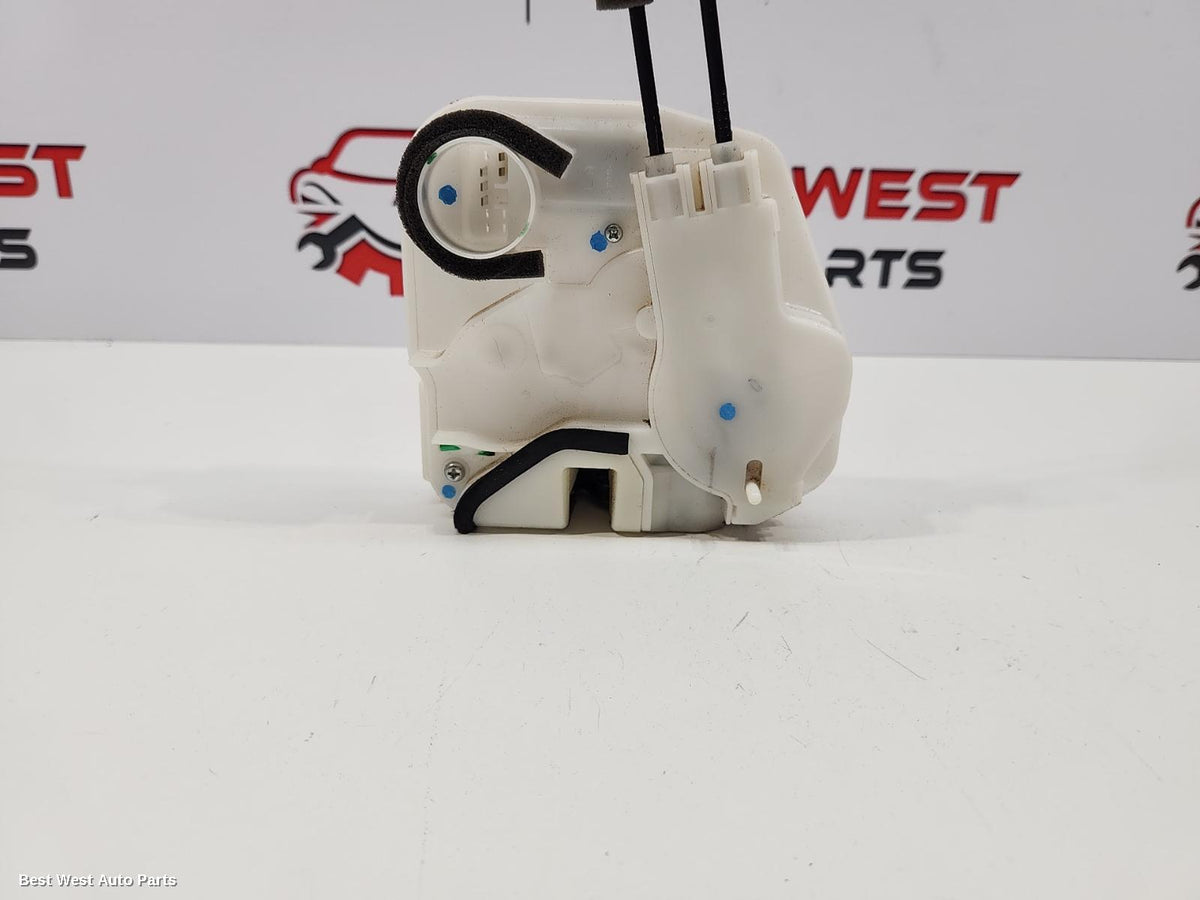 2019 MITSUBISHI PAJERO Door/Boot/Gate Lock