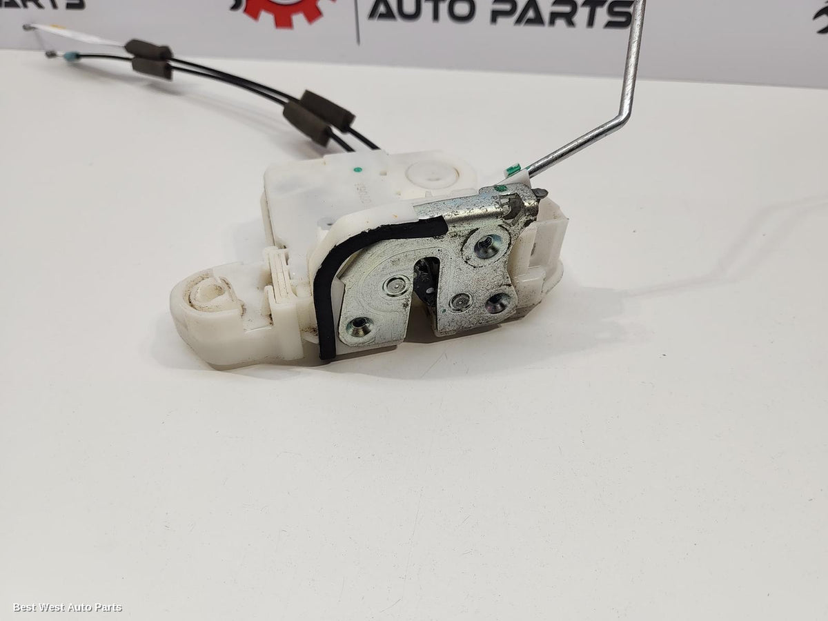 2019 MITSUBISHI PAJERO Door/Boot/Gate Lock