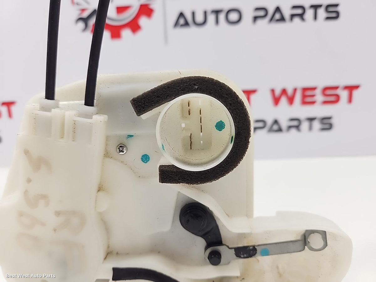 2019 MITSUBISHI PAJERO Door/Boot/Gate Lock