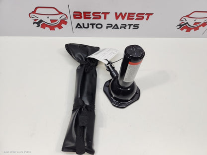 2025 MAZDA BT50 Jack/Tool Kit