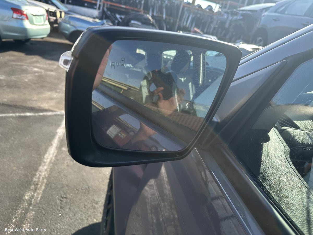 2025 MAZDA BT50 Ecu