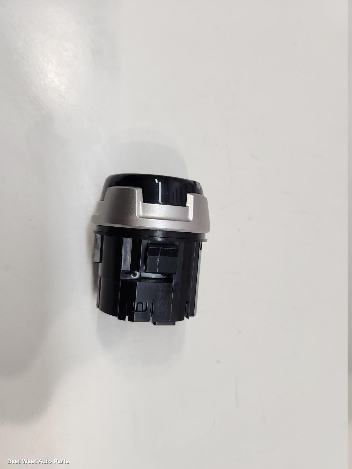 2019 MITSUBISHI TRITON Misc Switch/Relay
