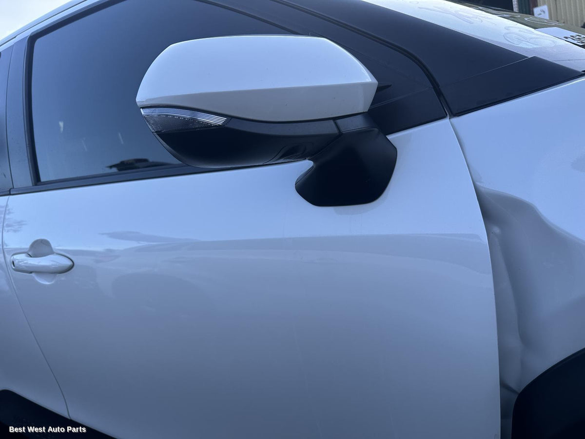 2021 TOYOTA YARIS CROSS Antenna