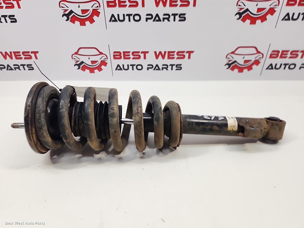 2020 MITSUBISHI TRITON Right Front Strut